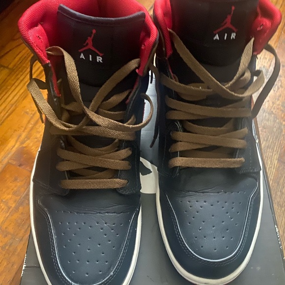 NIKE !!! 💥 “AIR JORDAN’S “ 💥 CERTIFIED 💯💯💯 - Picture 3 of 5